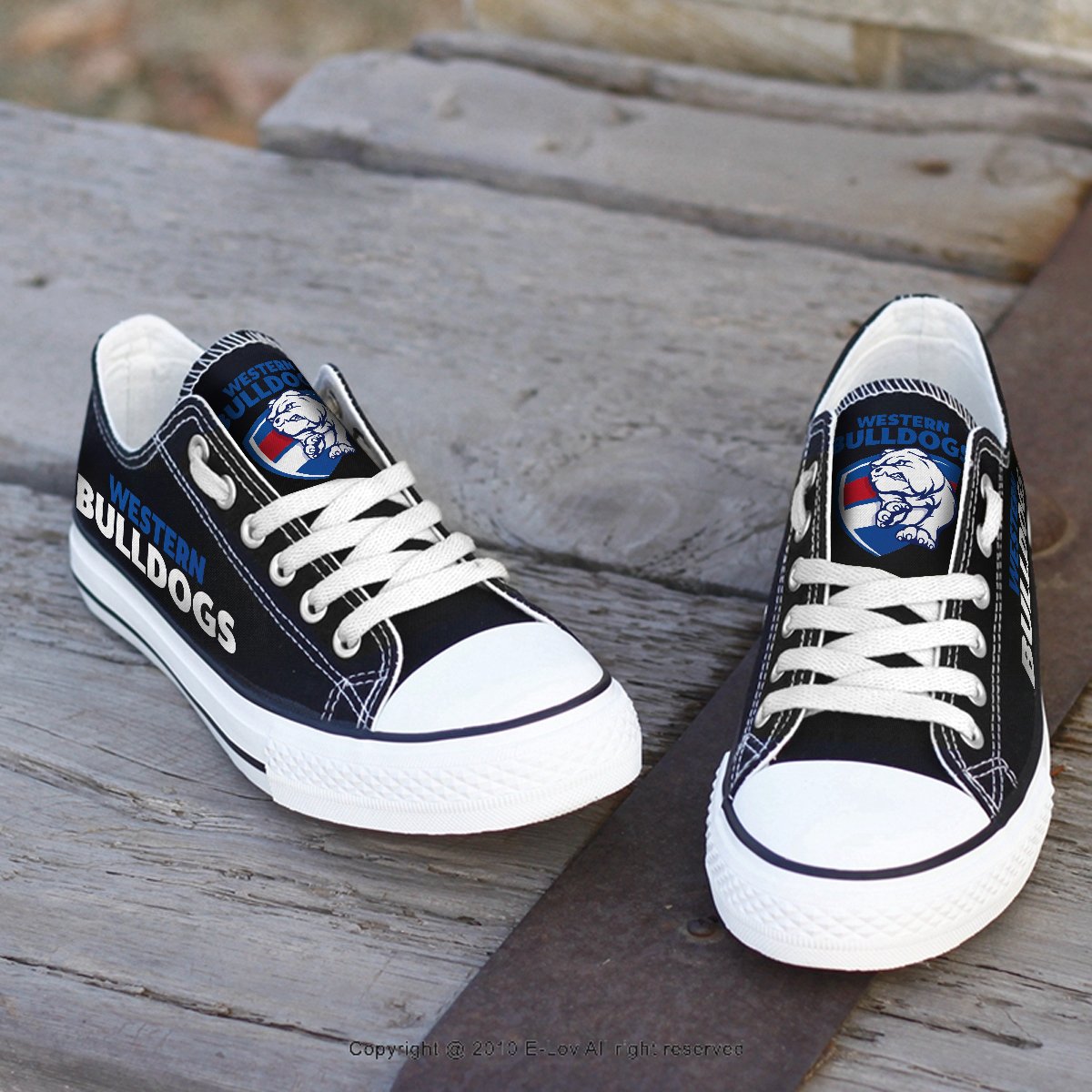 BULLDOGS SNEAKERS - (MEN/WOMEN)